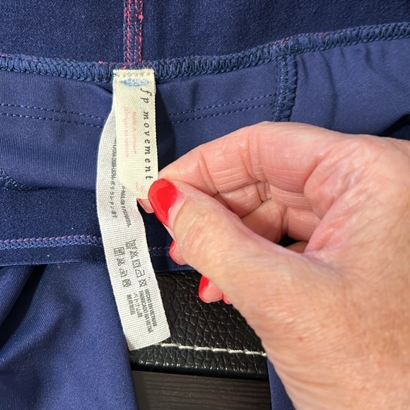 Free People Practice Makes Perfect Leggings Navigate Navy Pink Size Large - Picture 10 of 14